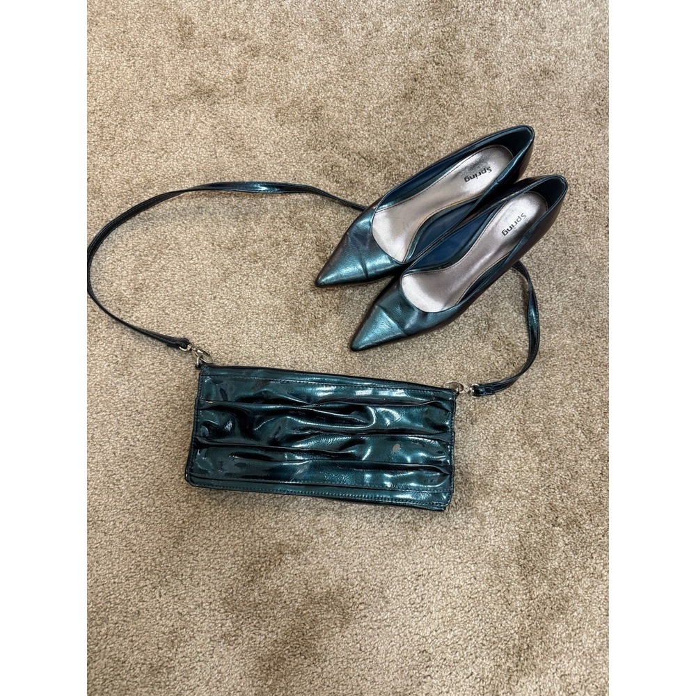 Spring Iridescent Teal Pump and Clutch Set from Spring. Heals size 8.5x